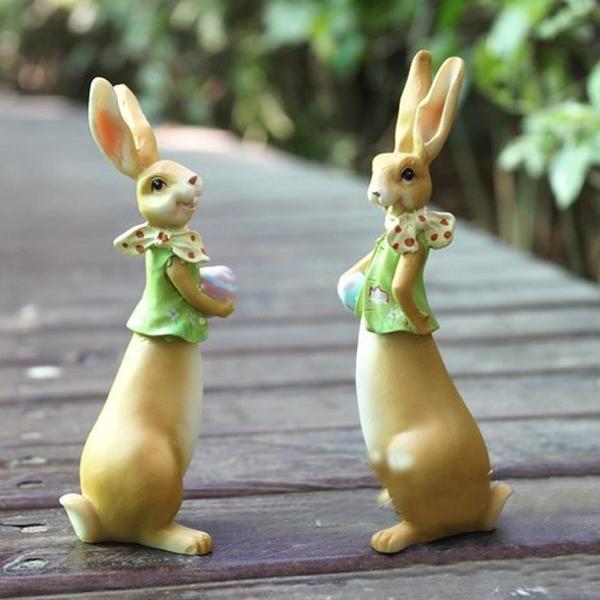 2pcs Playing Ball Rabbit Rurality Style Resin Model