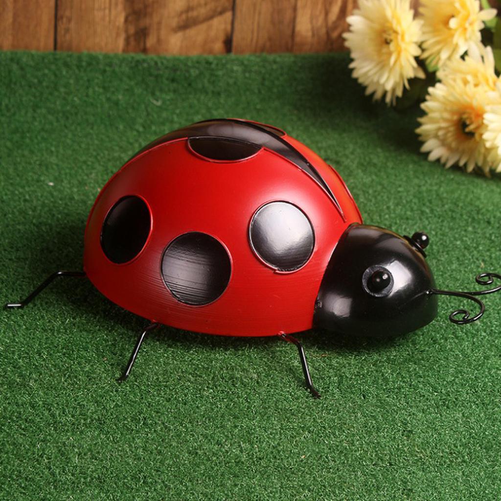 Iron Ladybug Wall Hanging Figurines Miniatures Statue Garden Lawn 9cm Red 