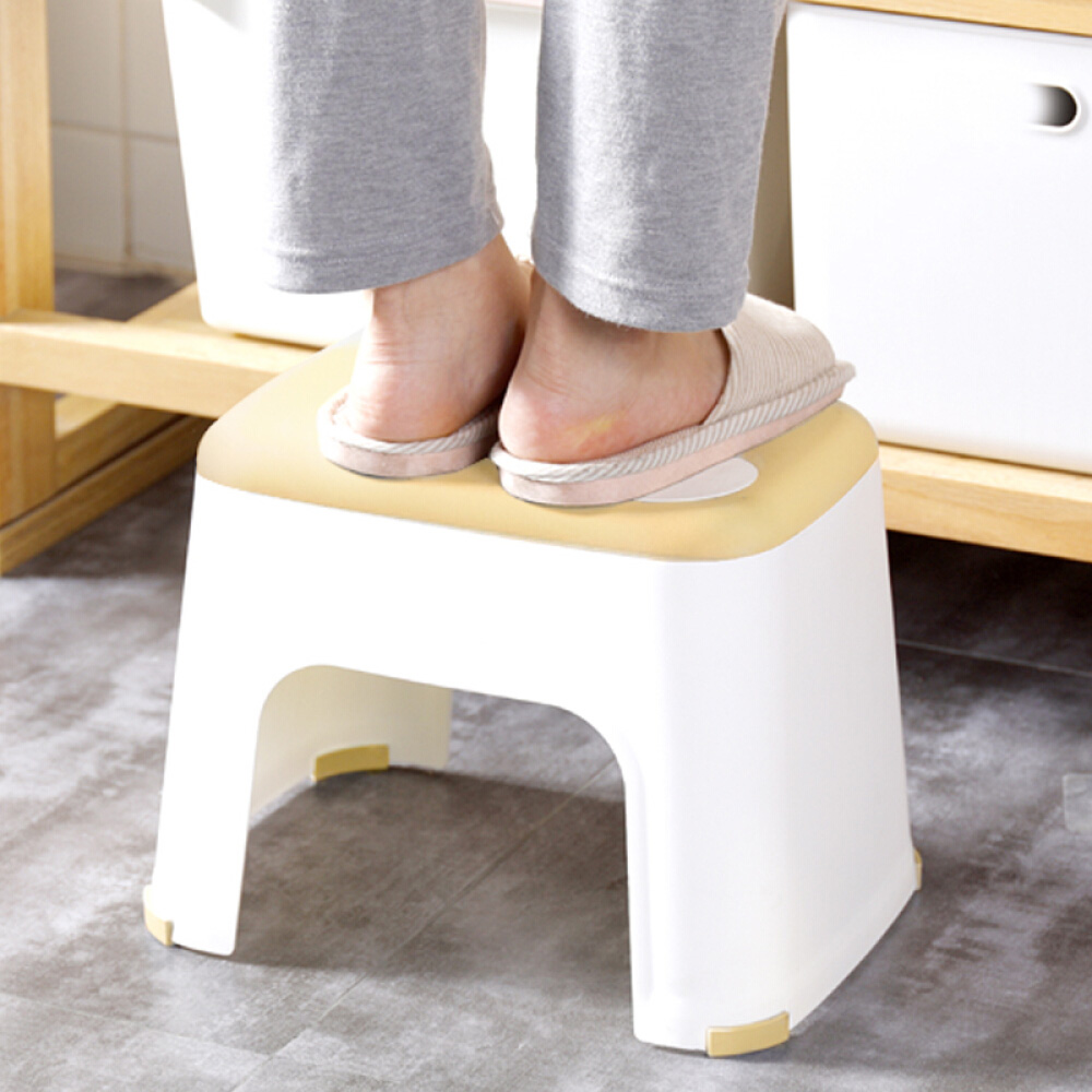 Small Bench Household Plastic Stool Bathroom Stool Children Stool L Yellow