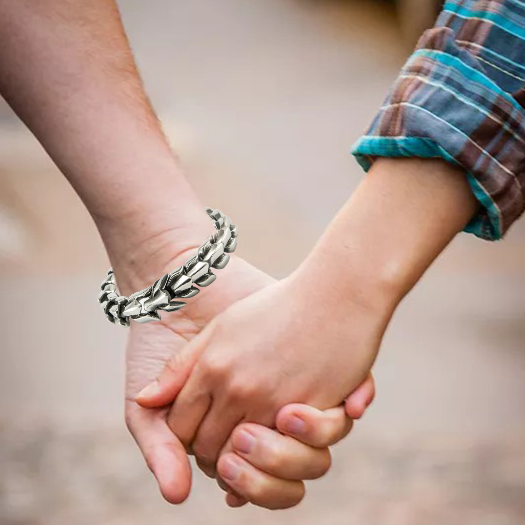 Gothic Punk Bracelet Titanium Steel Dragon Scale Bangle Retro 7.48 inches