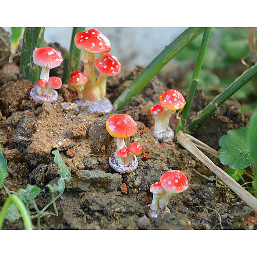 resin mushroom garden decor