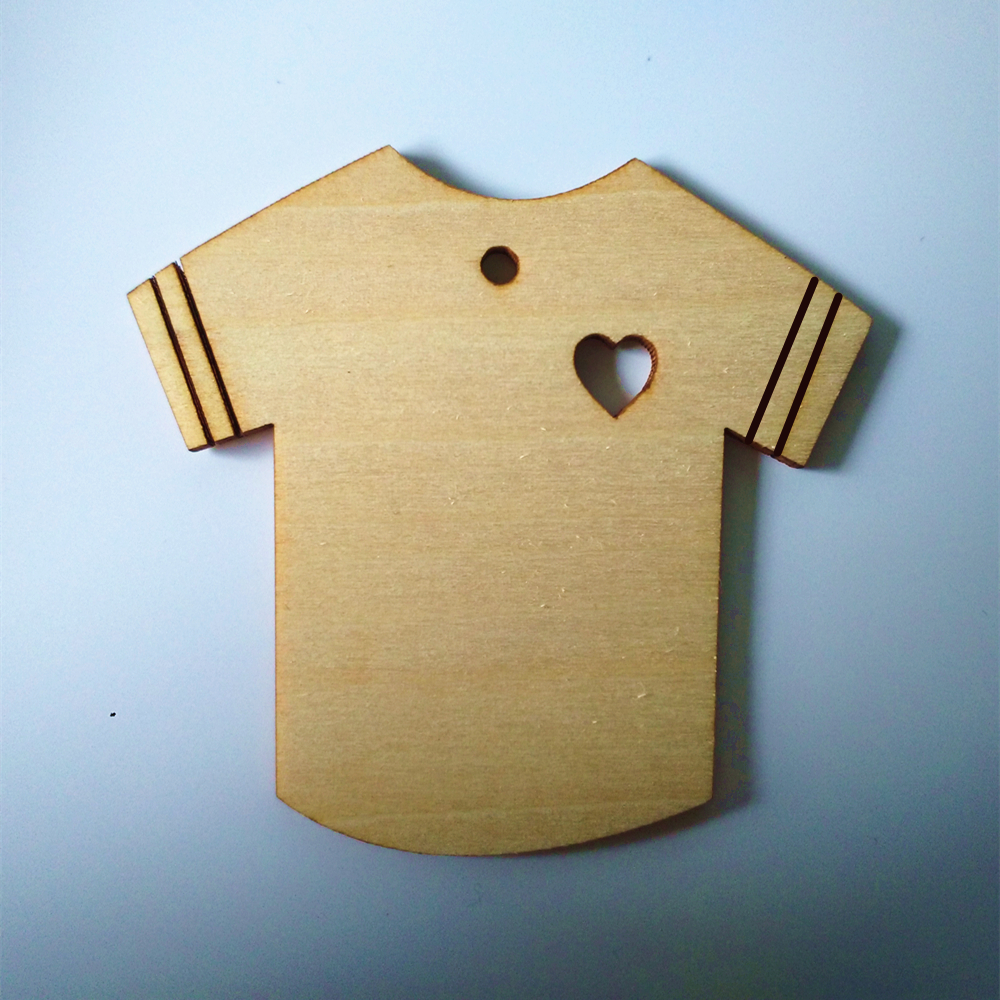 10pcs Wooden T-Shirt Hollow Heart Shape with Holes Art Embelishment