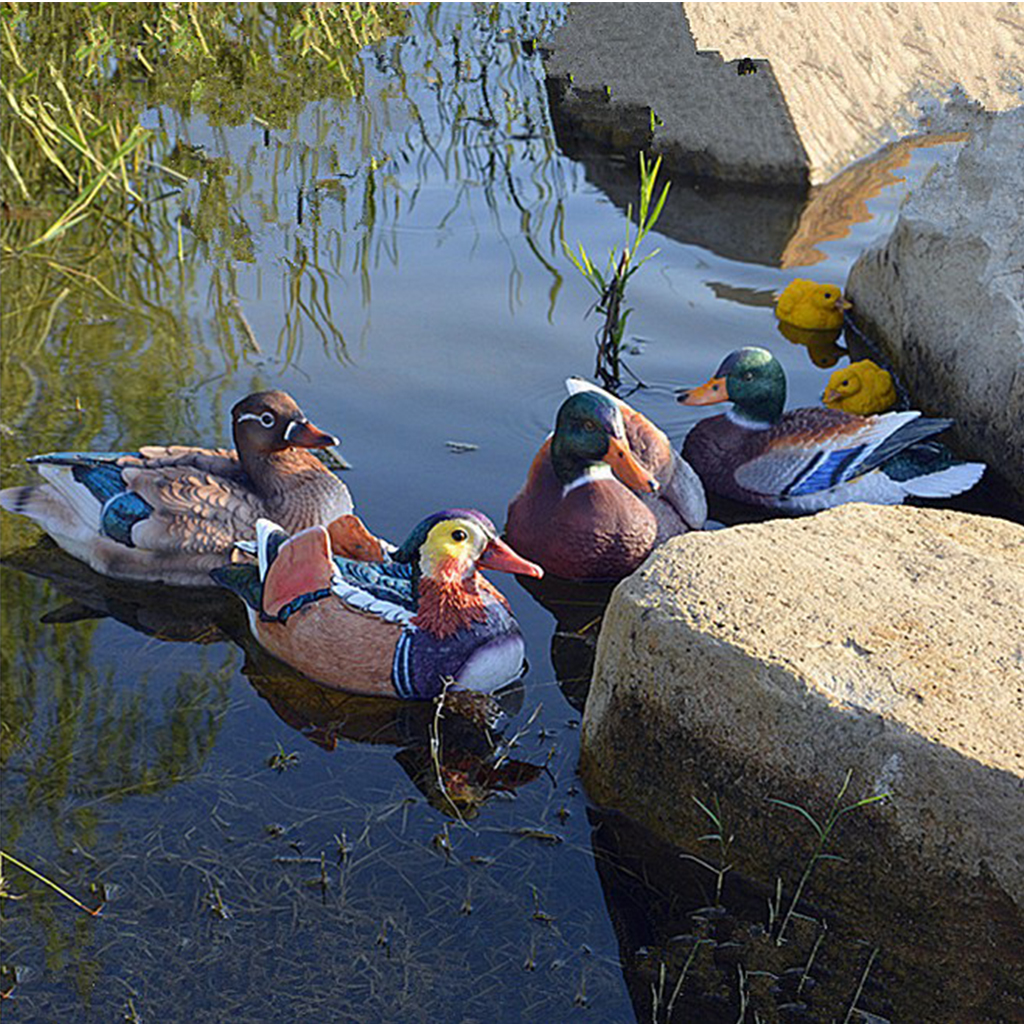 One Pair of Resin Mandarin Duck Statues 15x8x8cm (5.9x3.15x3.15inches)