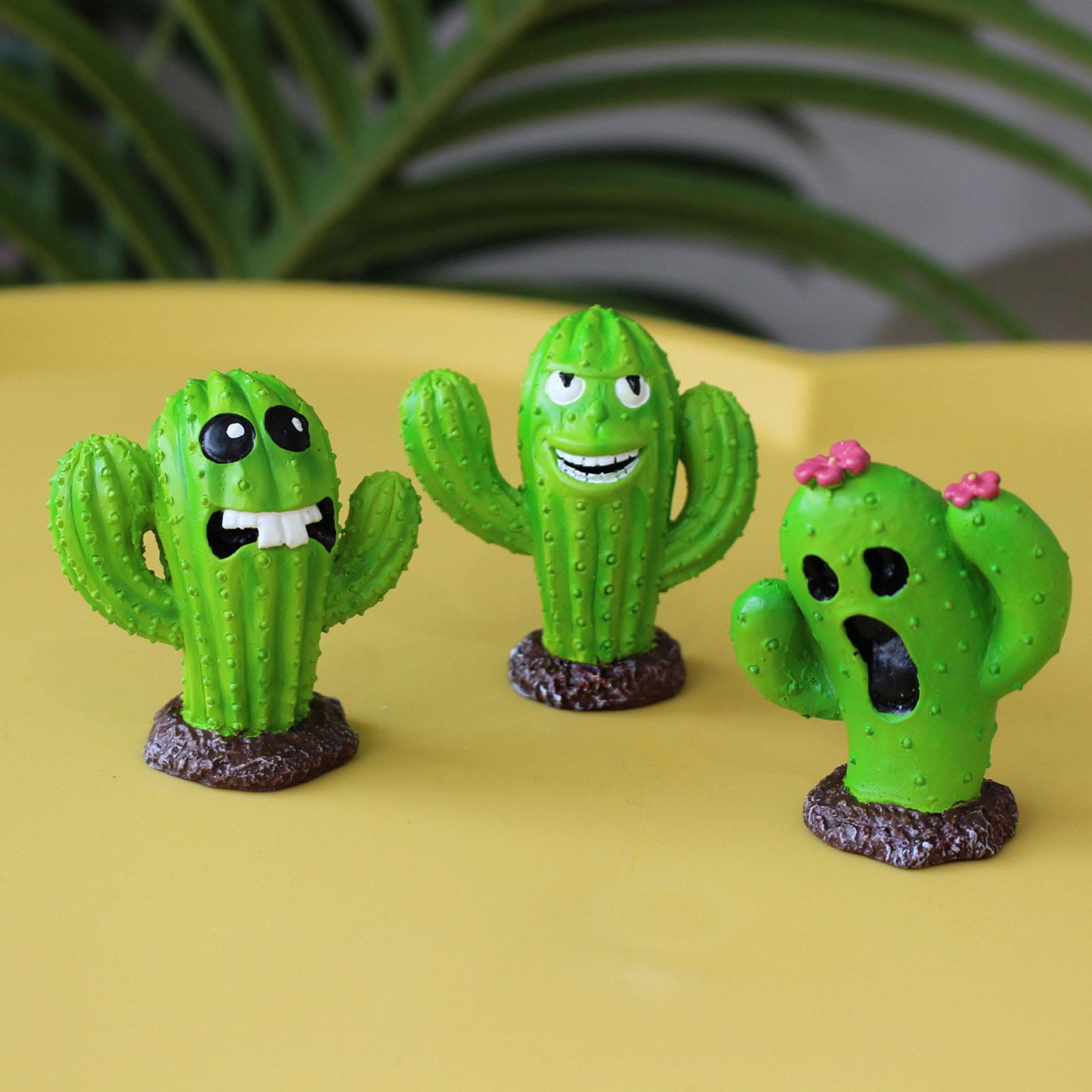 3 Pieces Mini Cactus Figurines Miniature Statues for Bookshelf Office Garden
