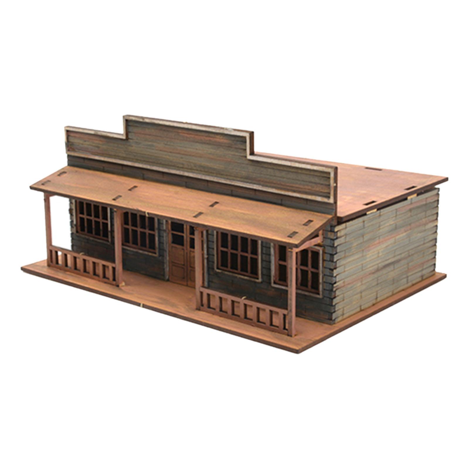 1:72 Wood House Model