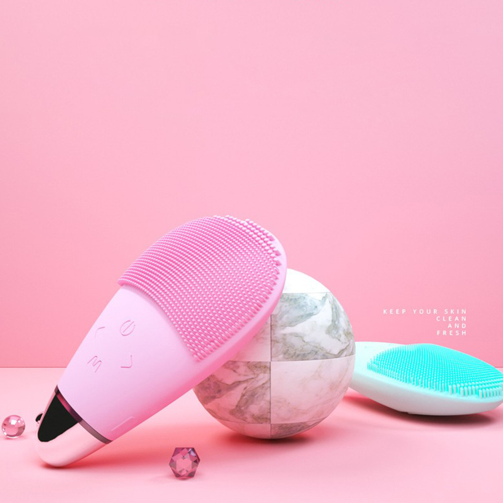 Electric Vibrating Face Massager Deep Pore Cleansing Exfoliating Cleanser Pink