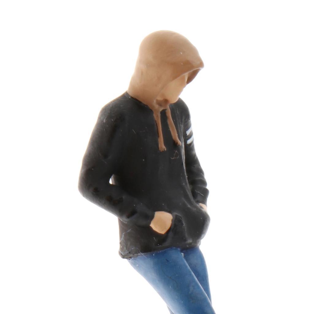 1/64 Miniature Men Figure Scene Character Street Figure Model Black Hoodie