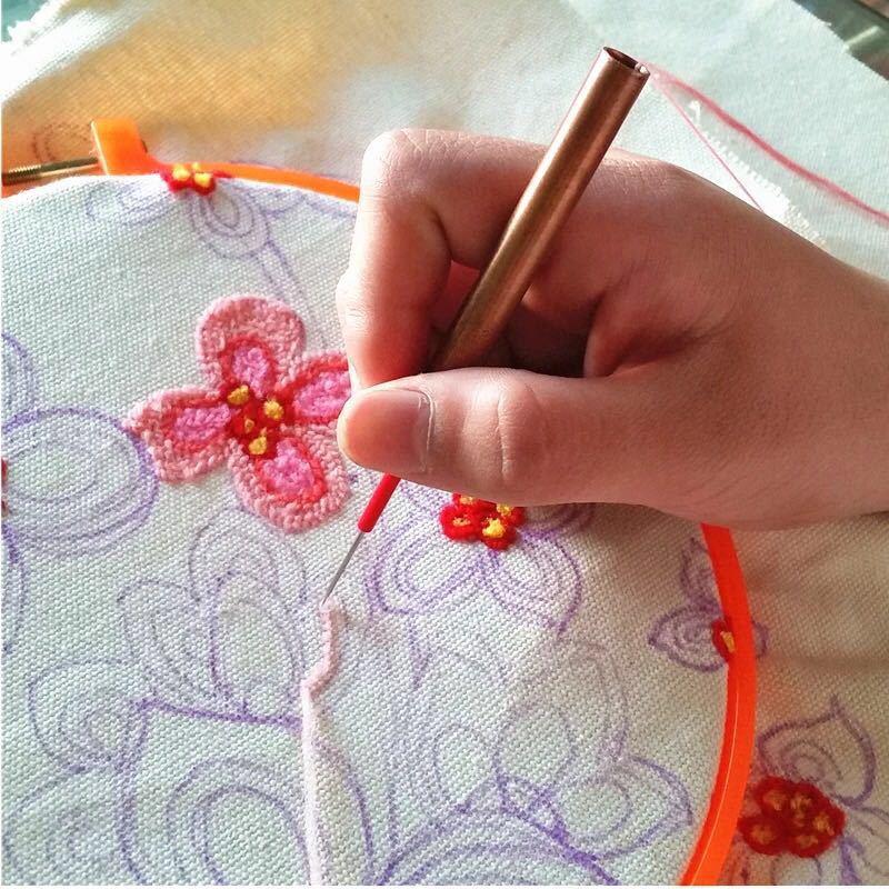 Embroidery Stitching Punch Needle Handmade Sewing Tool Set & Plastic Bottle