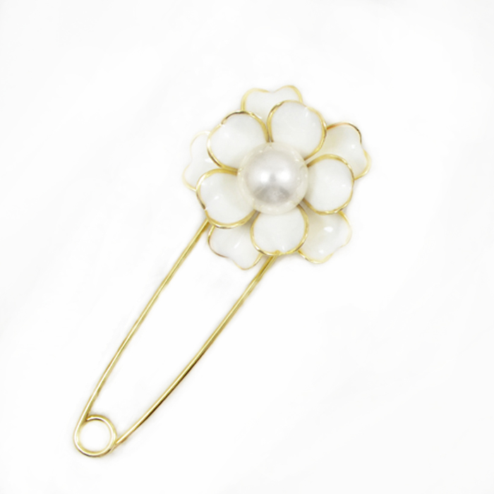 Fashion Elegant Lady Camellia Flower Pearl Brooch Pin Shawl Buckle Jewelry