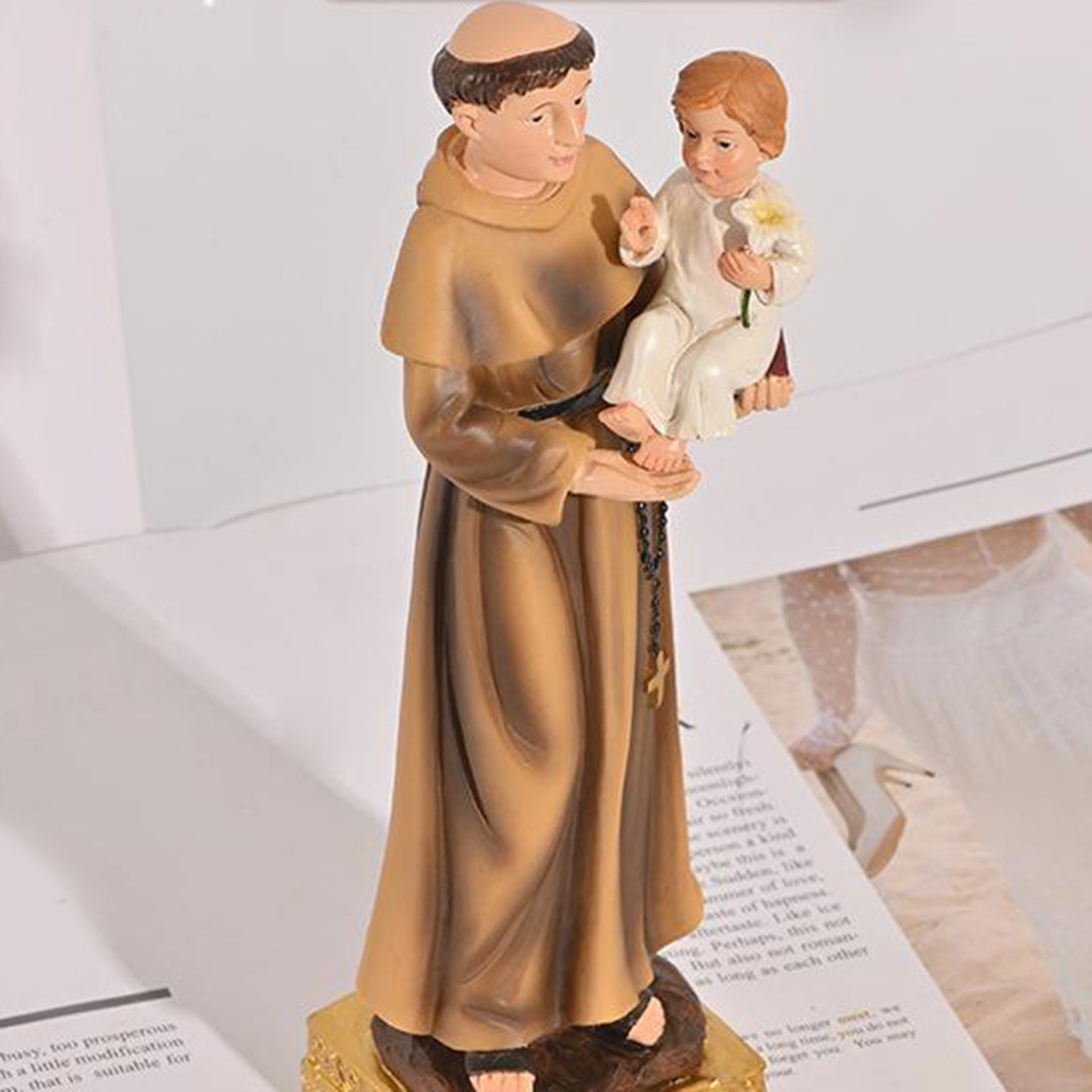 Creative European Religious Holding Baby Jesus Statue Sculpture Decor Craft