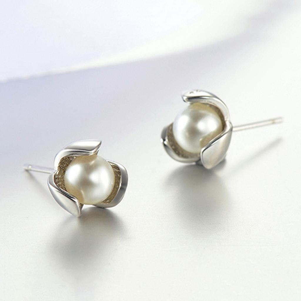  Clover Ear Stud Simulated Pearl Ear Stud Temperament Earrings Anti-Allergy