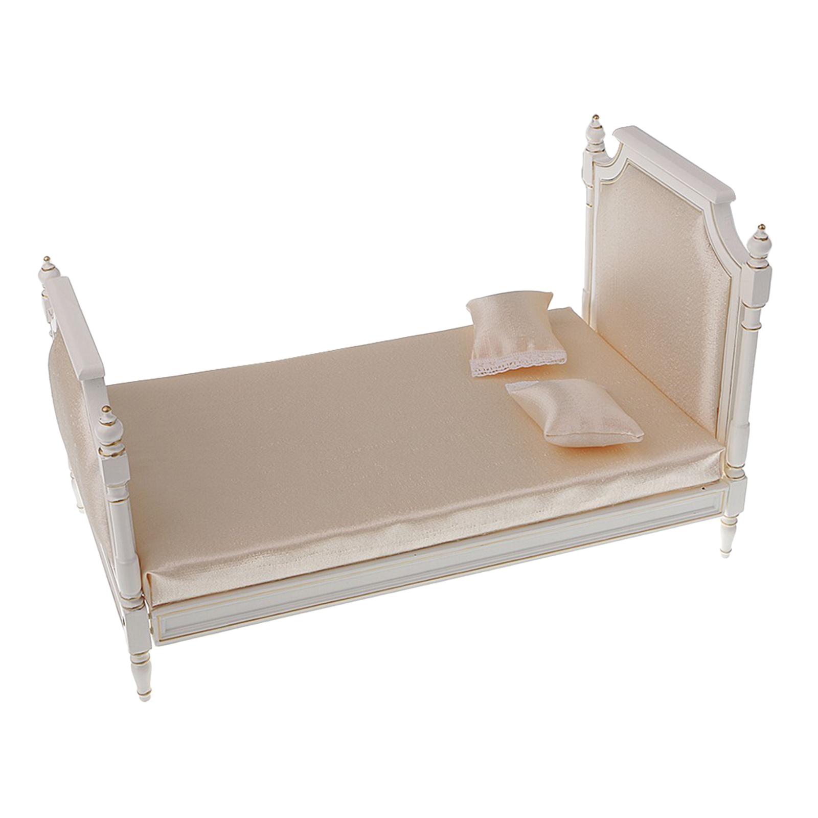 Dollhouse Double Bed 1/6 Scale