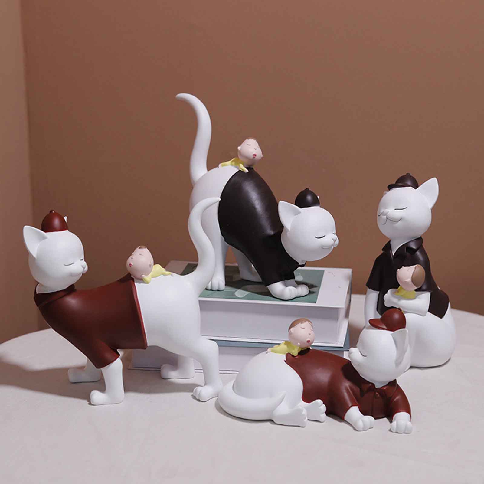 Cats Figurine Animal Ornament Kitten Statue Office Decor Red prone cat