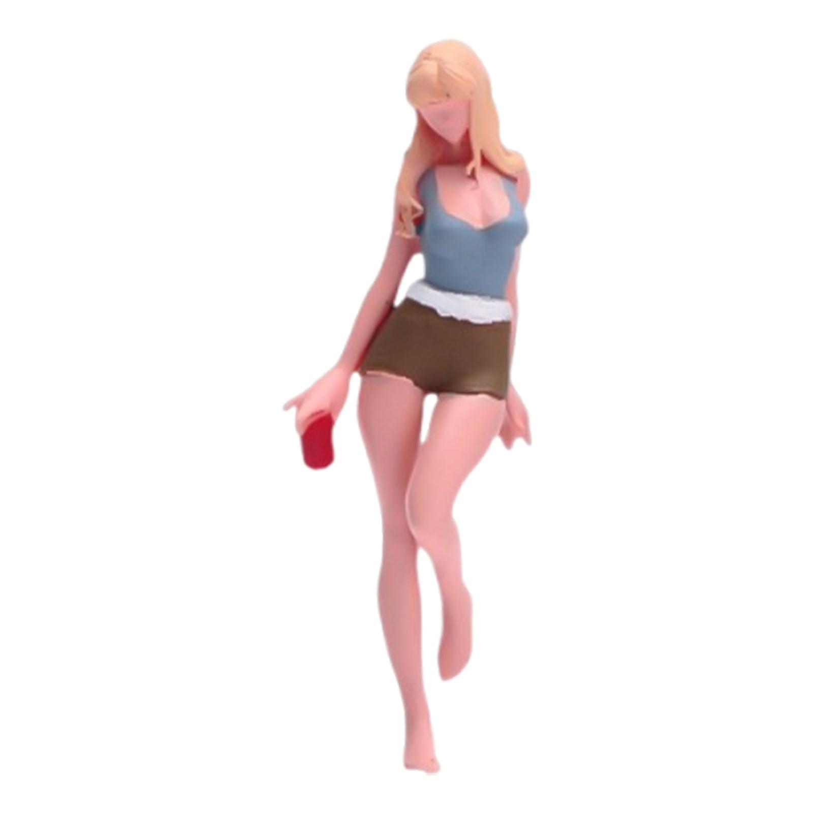 Resin Girl Model 1:64 Yellow Hair