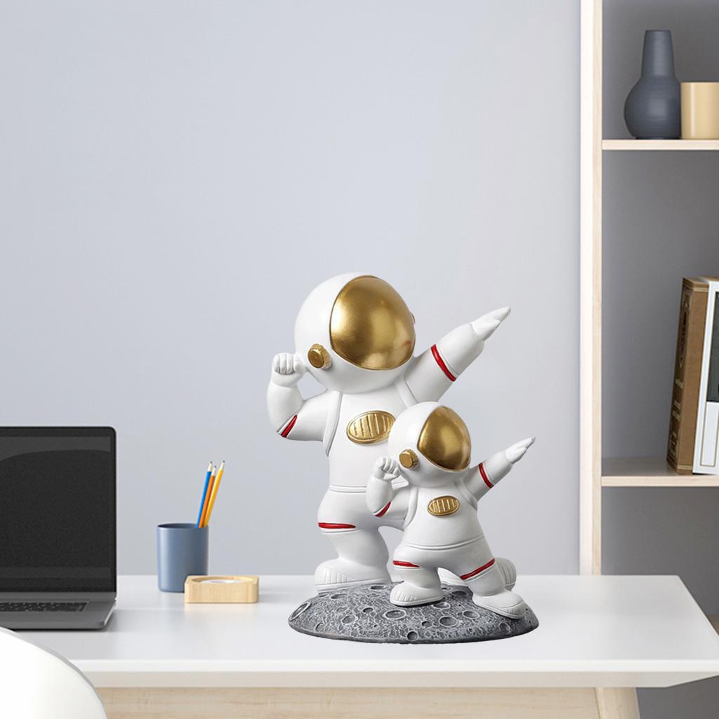 Astronaut Figurines Spaceman Statue Collectible Kids Gift Desktop Decoration 13.5x18.5CM