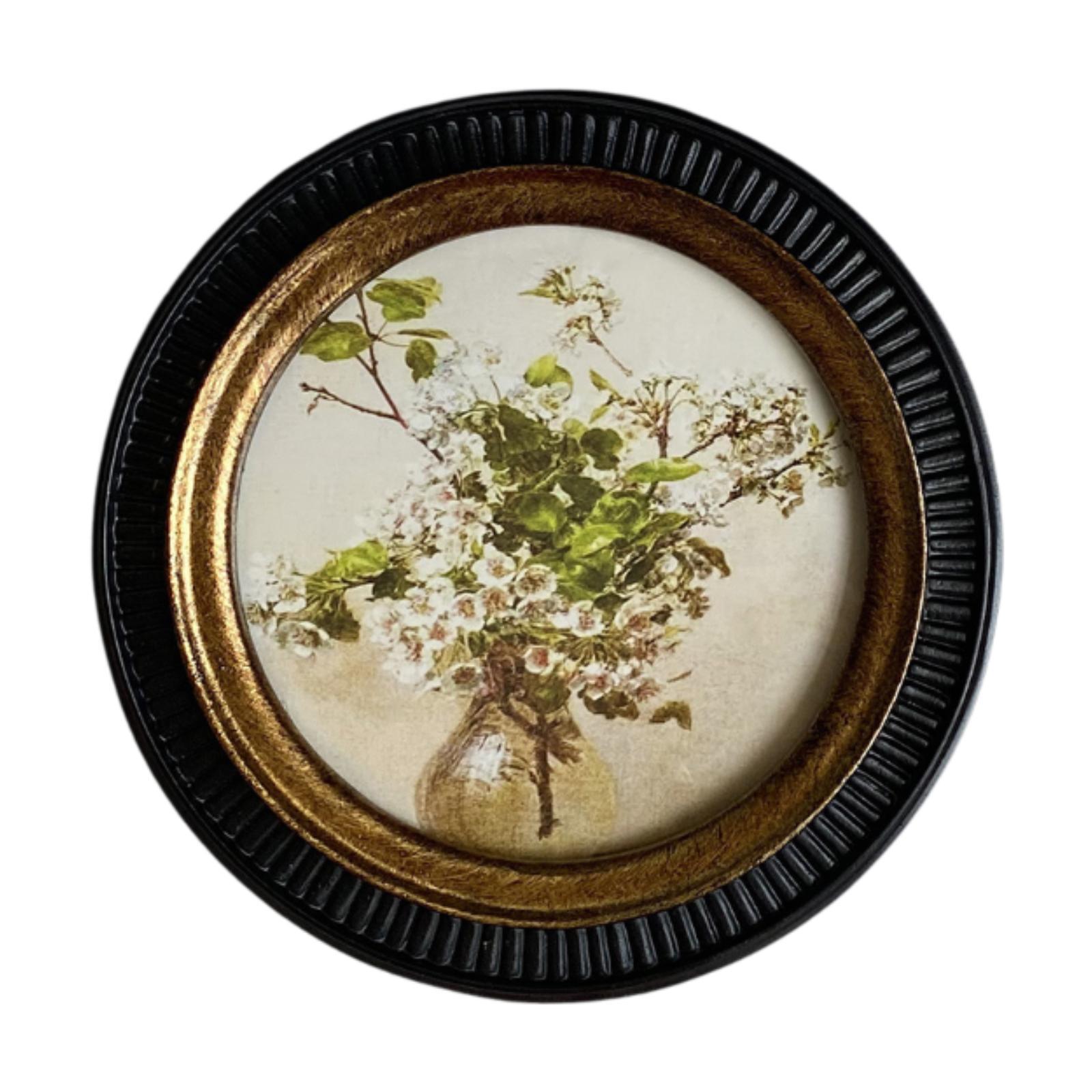 Round Photo Frame Vintage Style