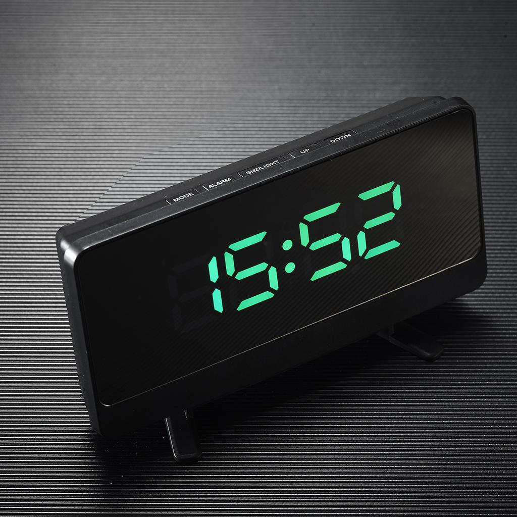 Desk Curved LED Digital Alarm Clock Clock for Kids Teens Green Light