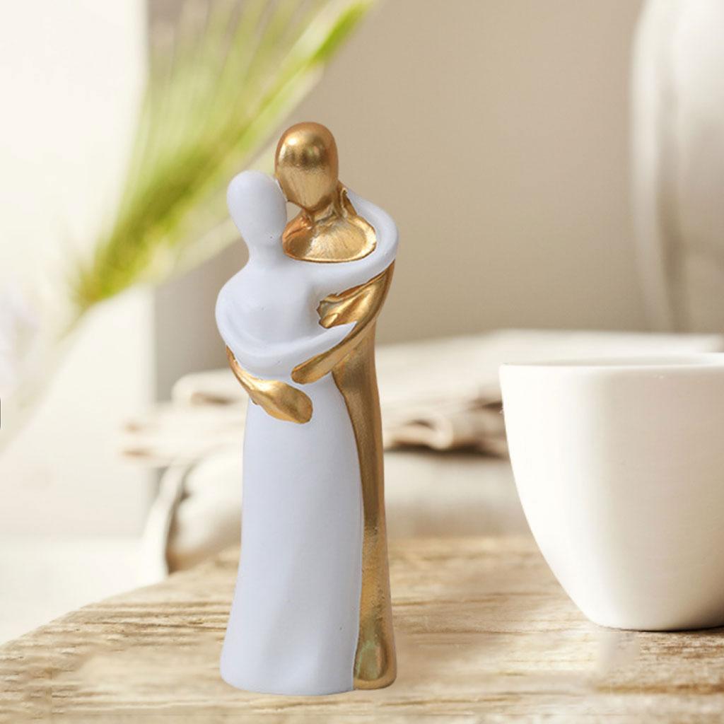 Resin Family Couple Figurine Sculpture Desktop Decoration Fall in love Gold