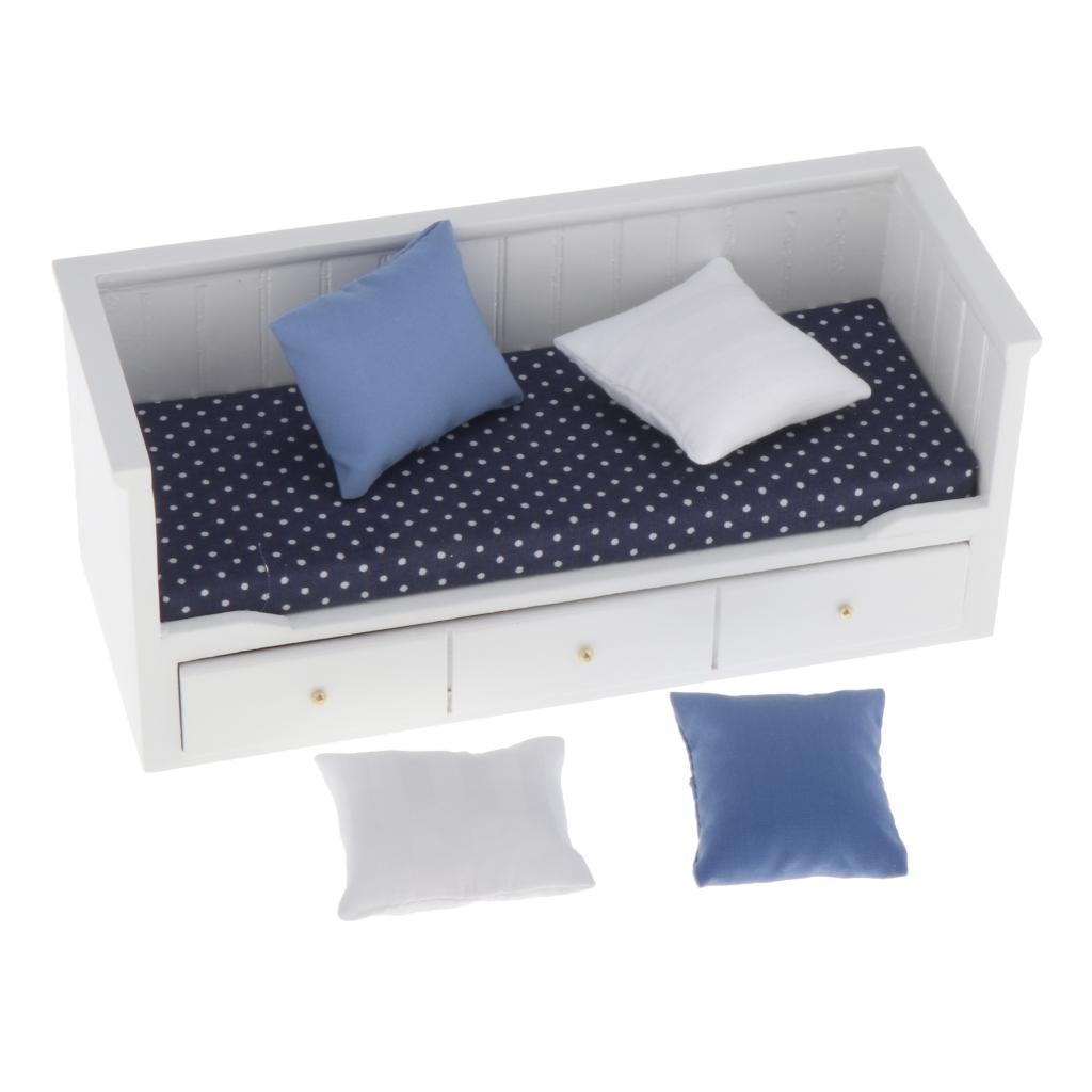 Dollhouse Couch 1:12 Scale