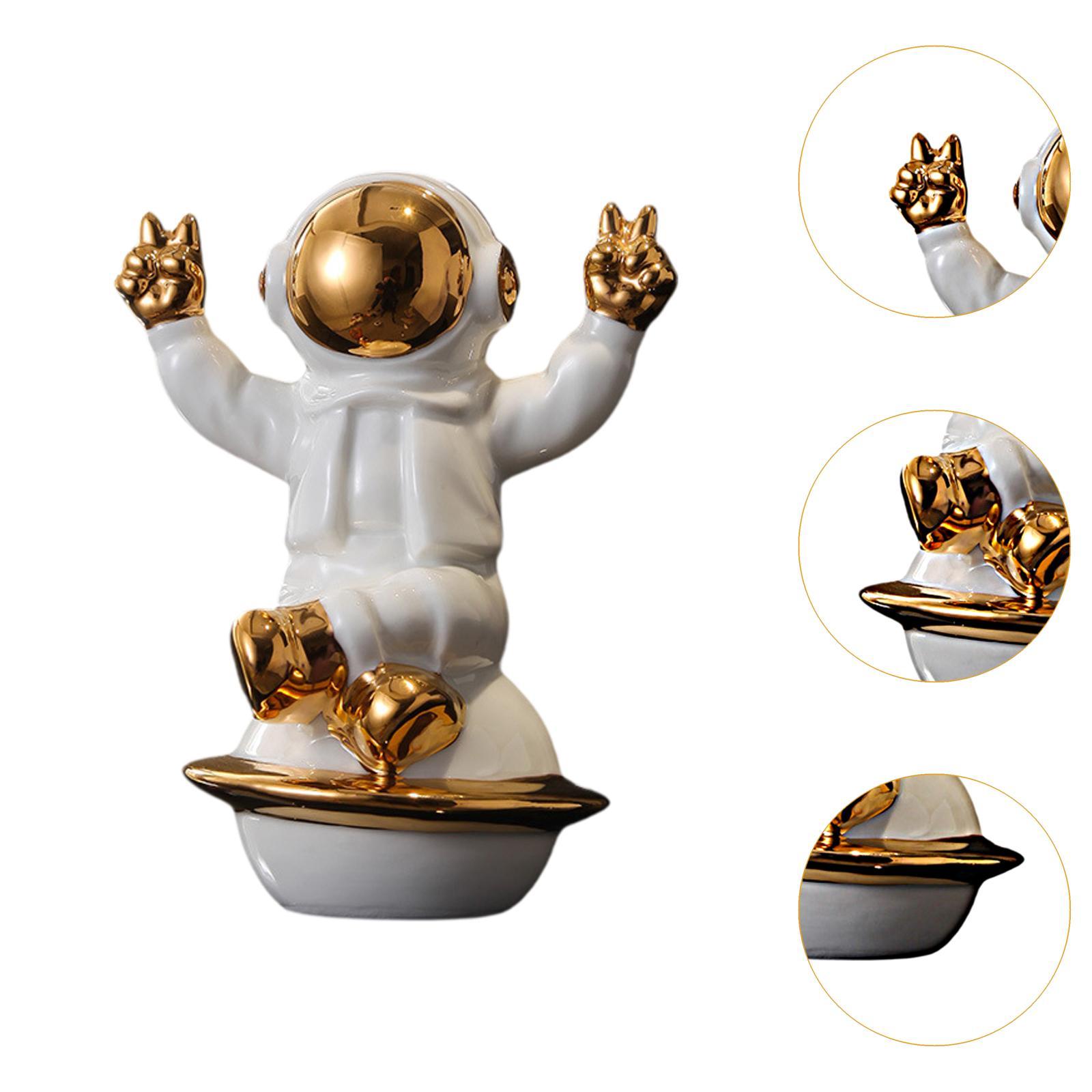 Tabletop Ornament Porcelain Cosmonaut Figurine for Livingroom Stylish Modern 12x10x16cm
