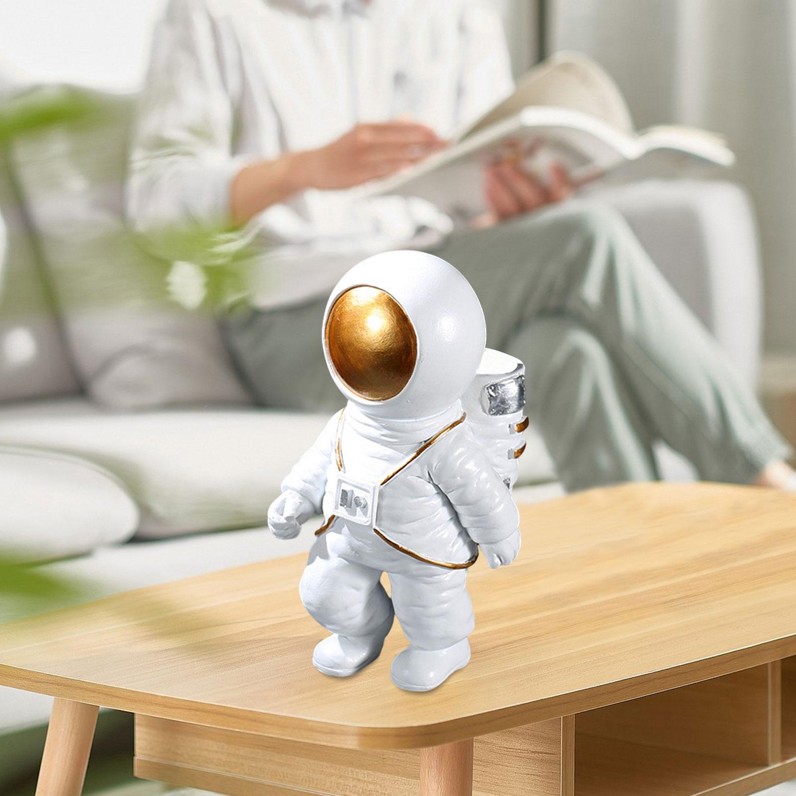 Spaceman Figurine Sculpture Astronaut Statue for Bookshelf Tabletop Bookcase 15cmx8cmx8cm