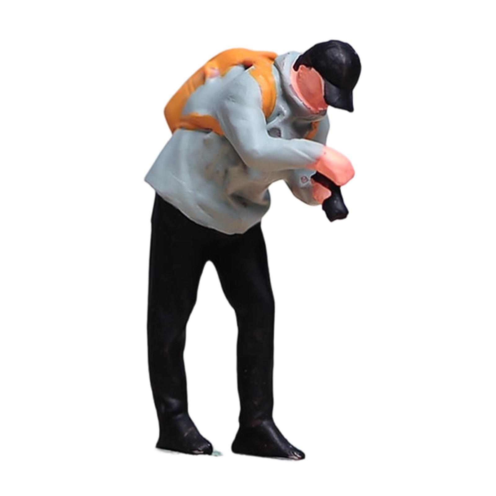 1:64 Scale Figure Stimulated Resin Miniature Figurine