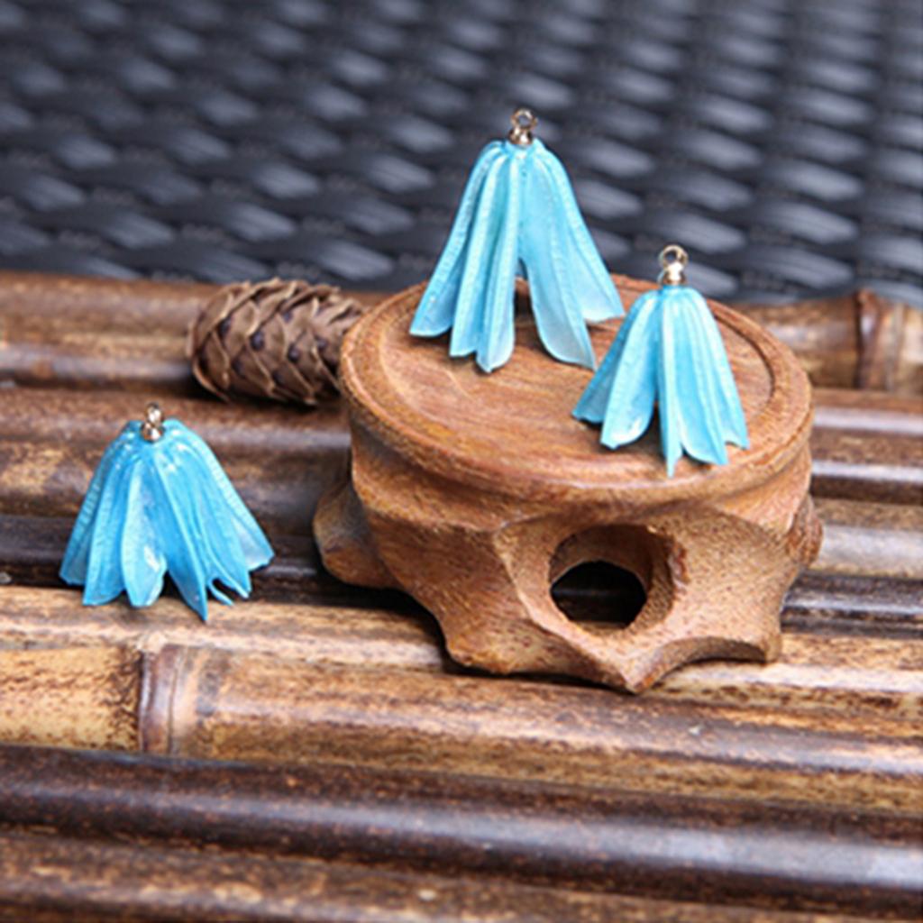 2x Handmade Resin Glue Natural Flowers Pendants Charms Earrings light blue