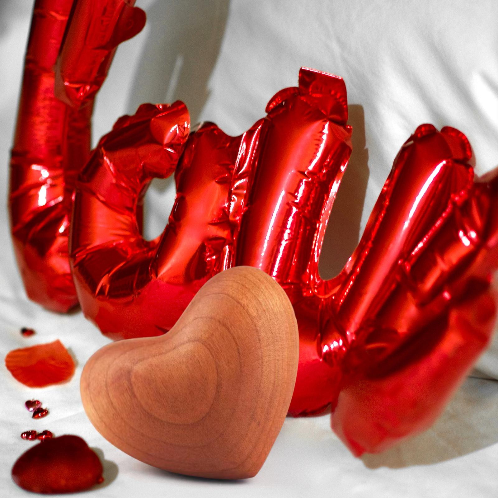 Wooden Hearts Accessory Small Ornaments for Anniversary Valentines Day Decor