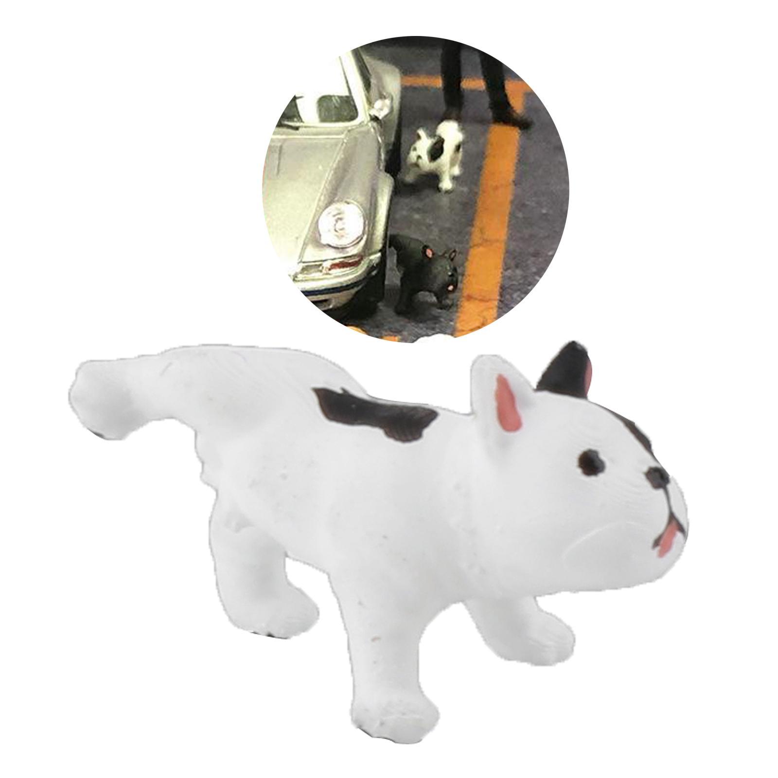 2x1/64 Scale Diorama Garage Pet Dog   Miniature Model   Peeing