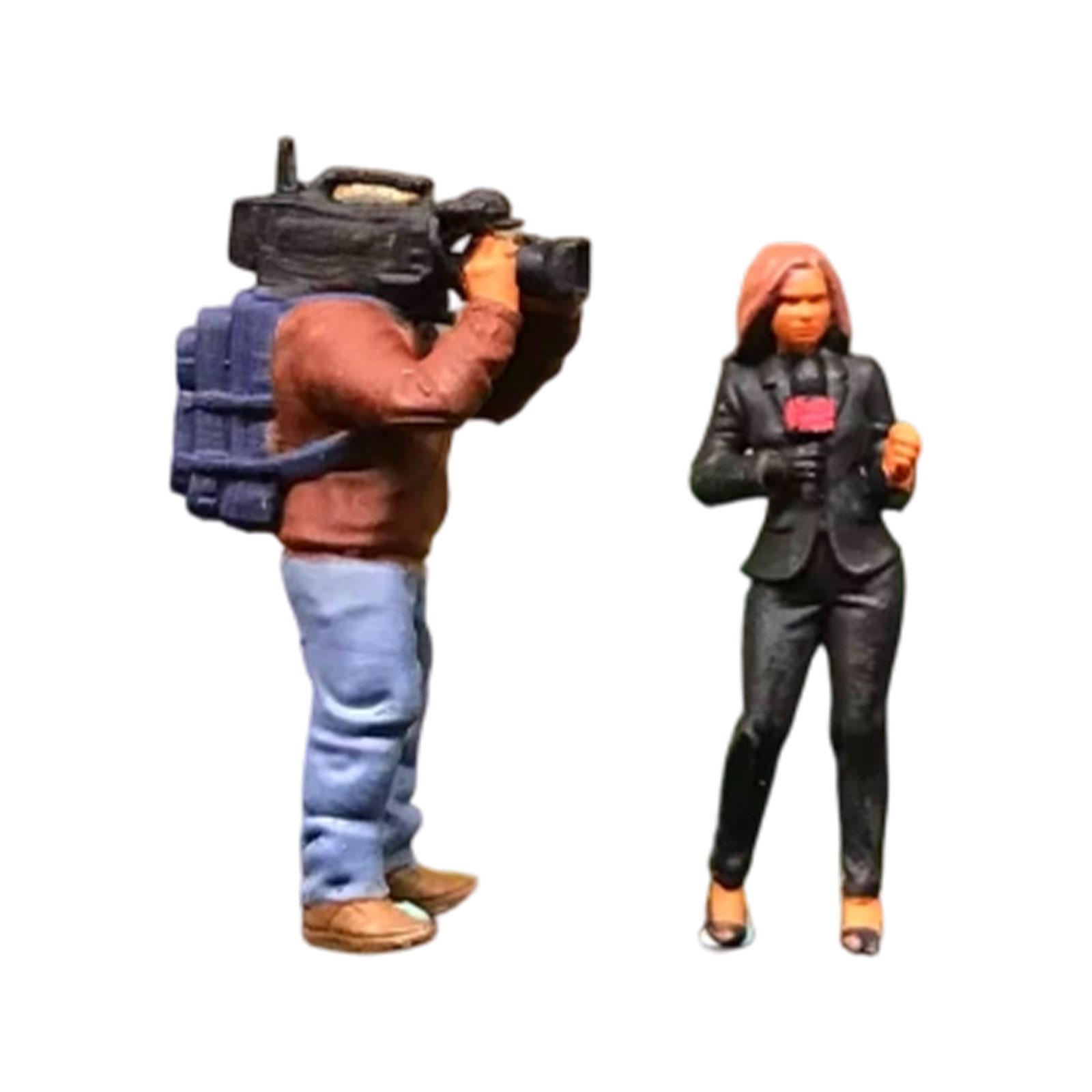 Miniature Cameraman Figures 1:64 Scale