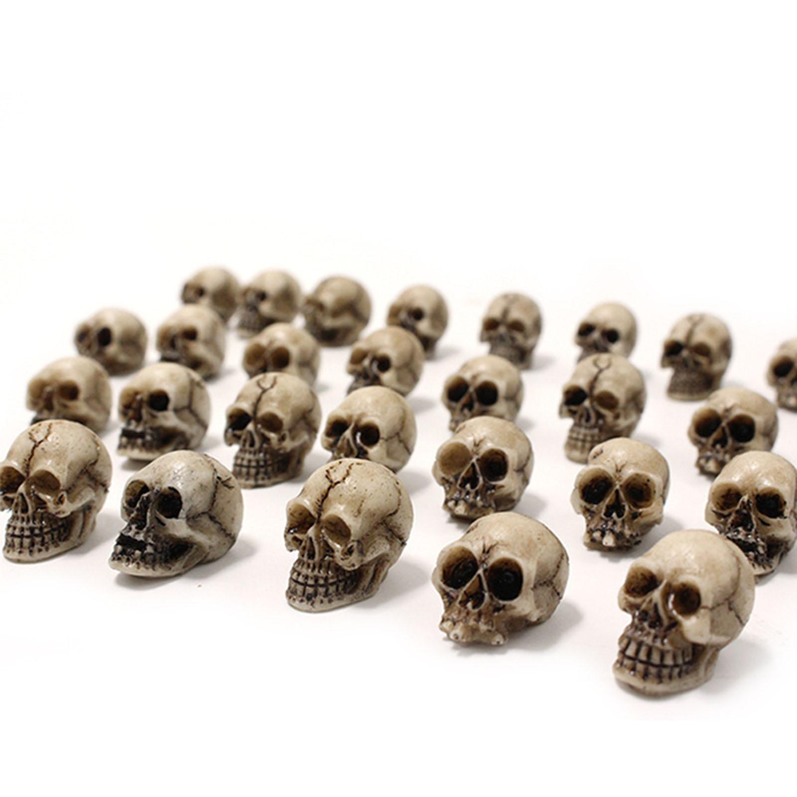 20 Pieces Mini Skeleton Heads Small Funny Horror Head Bones for Scene Layout