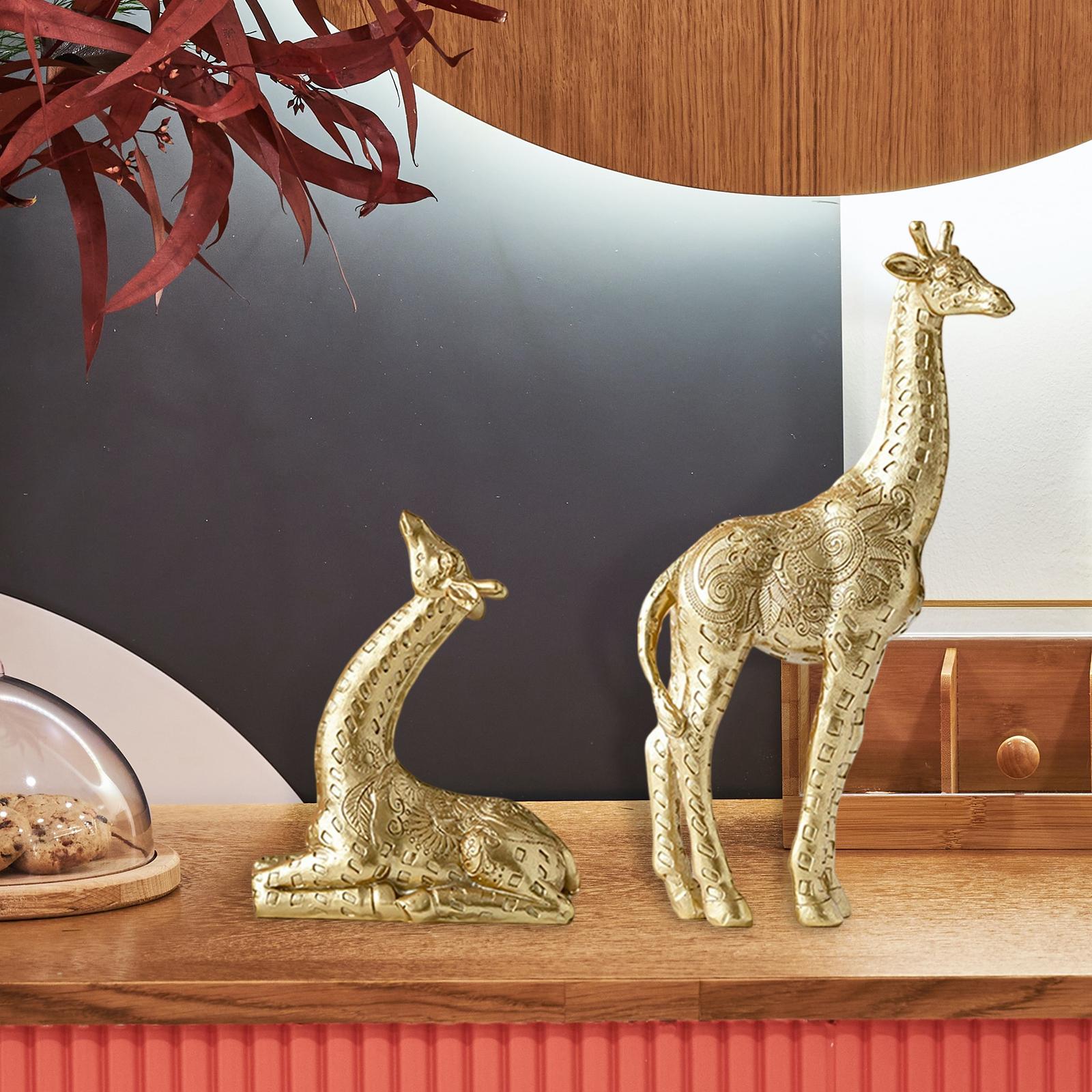 Giraffe Statue Animal Sculpture Resin Craft for Restaurant Desk Dining Room