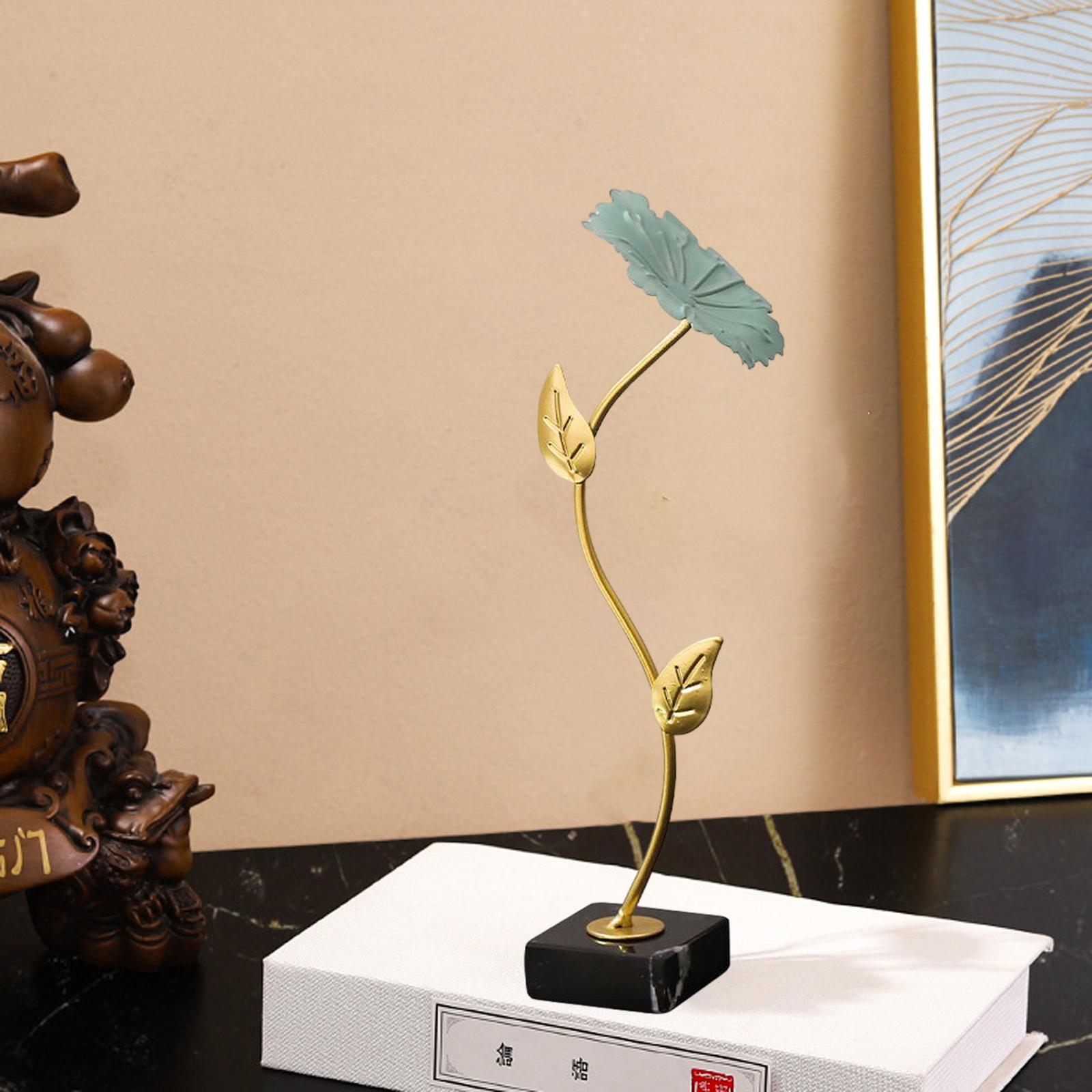 Leaf Statues Ornaments Collectible for Home Living Room Housewarming Gift style A