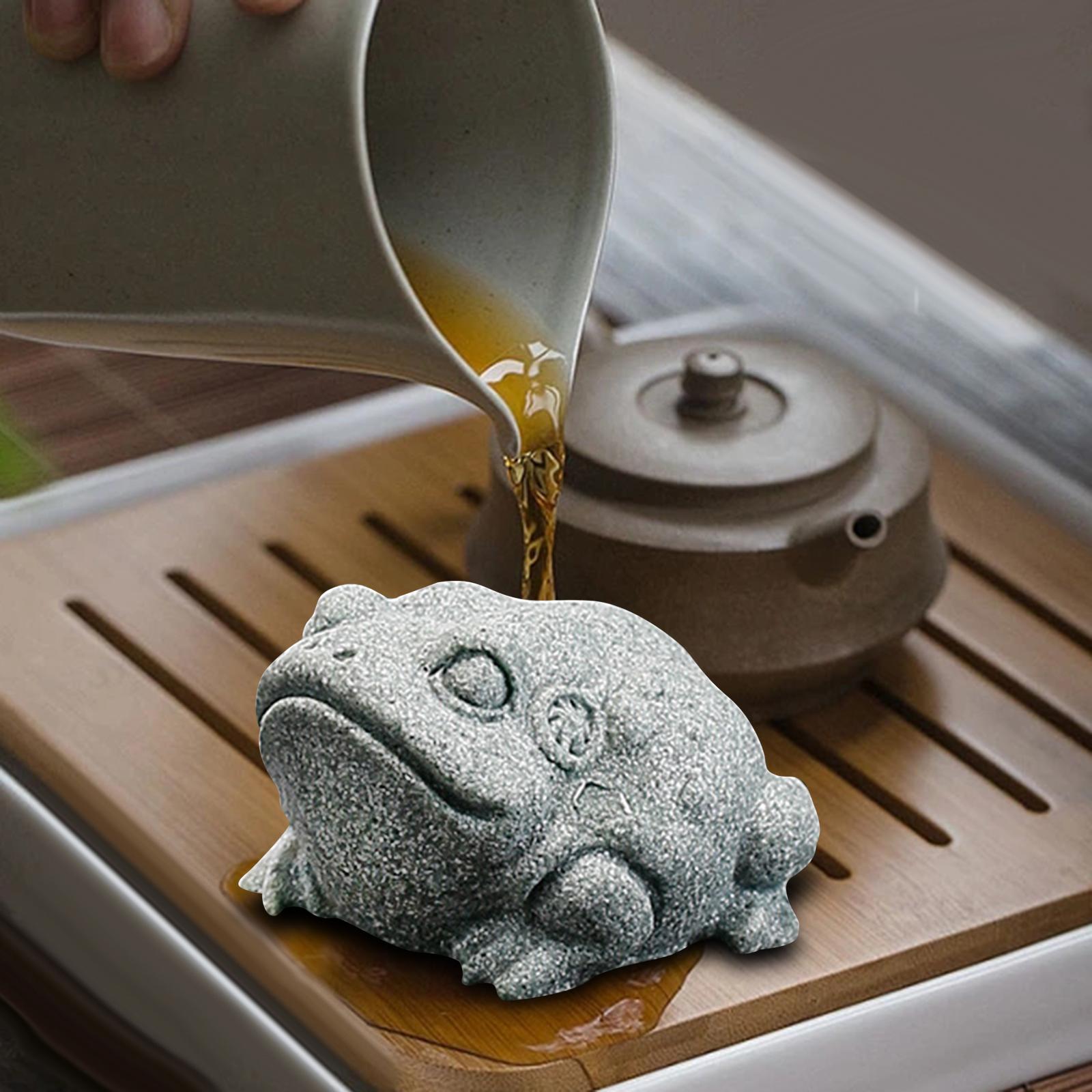 Tea Pet Decorative Cute Artwork Animal Statue for Tea Table Living Room Home Frog