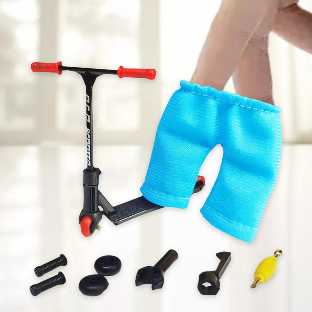 2xFinger Scooter Two Wheels Fingerboard Novelty Toy Party Favors Gift Black