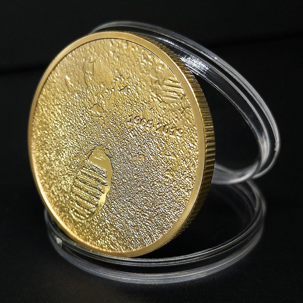 40mm Gold Plated Commemorative Coin Moon Landing Anniversary Keepsake Golden