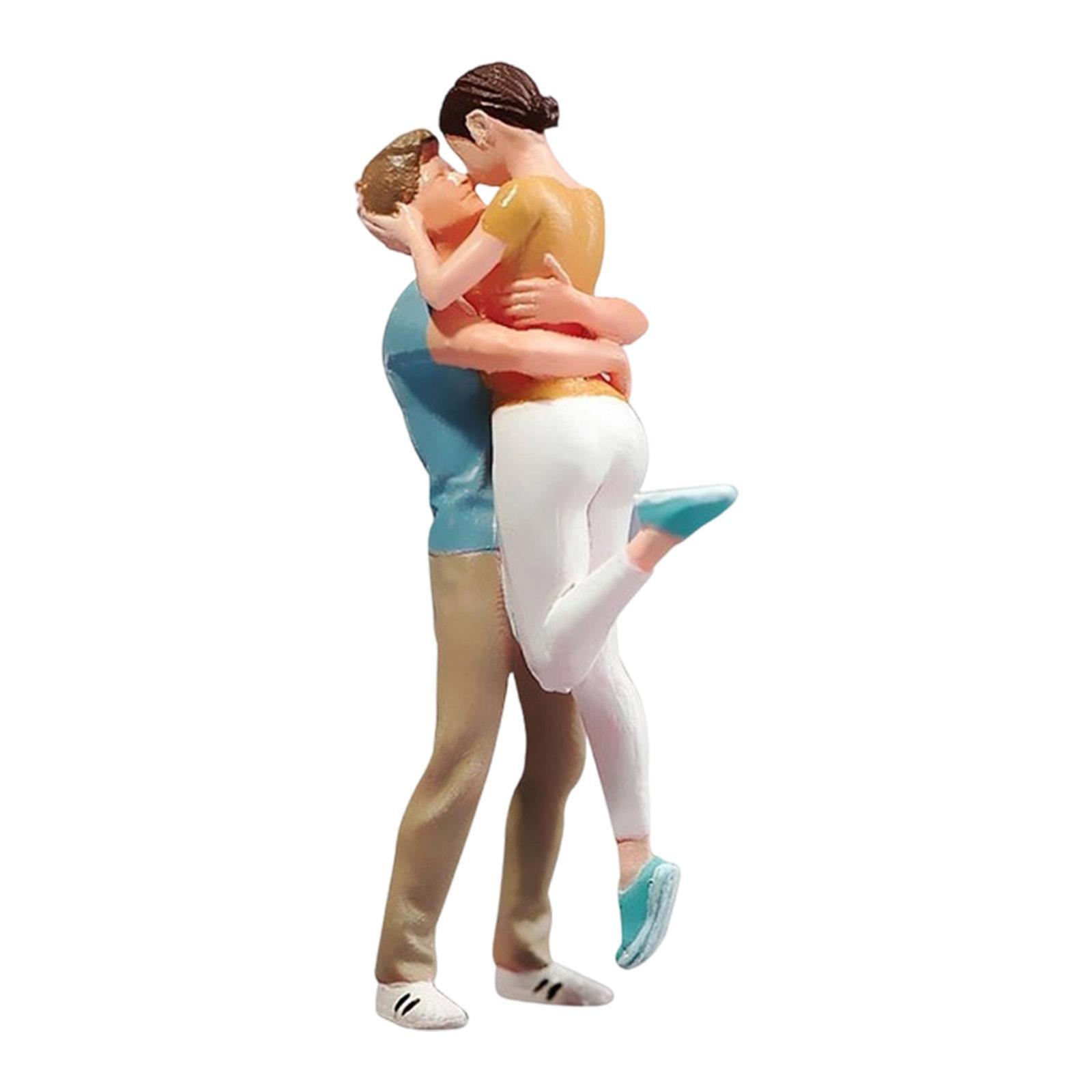 Couple Figure 1 64 Scale