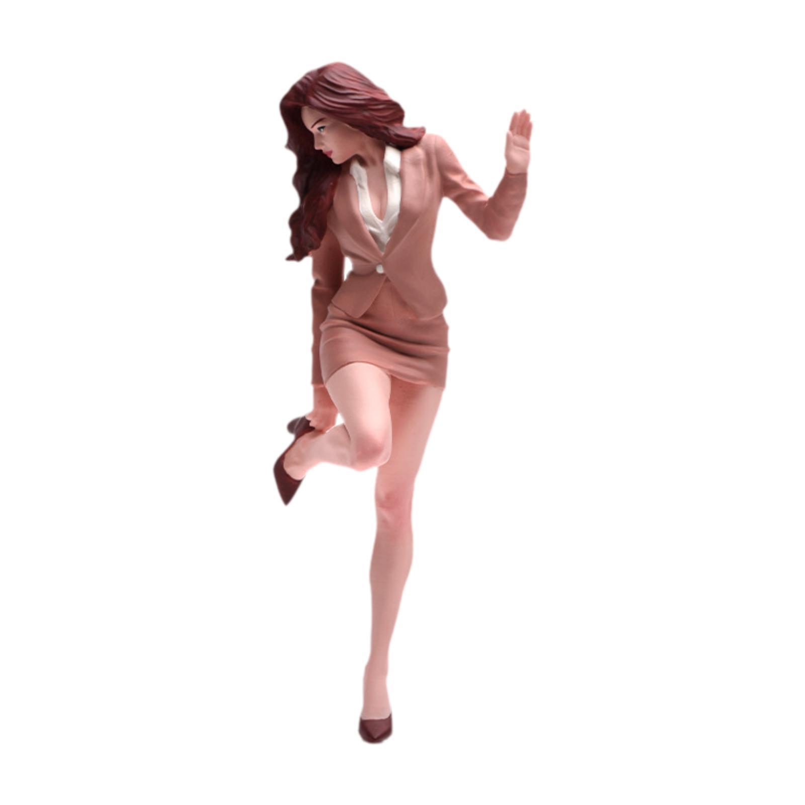 Woman Miniature Figure 1/18 Scale