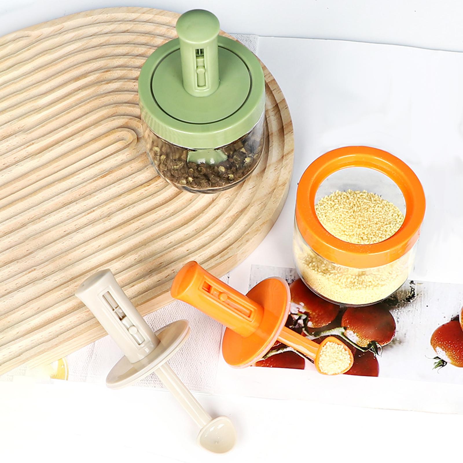 Condiment Pot with Spoon Monosodium Organizer Herbs Telescopic Seasoning Box Beige