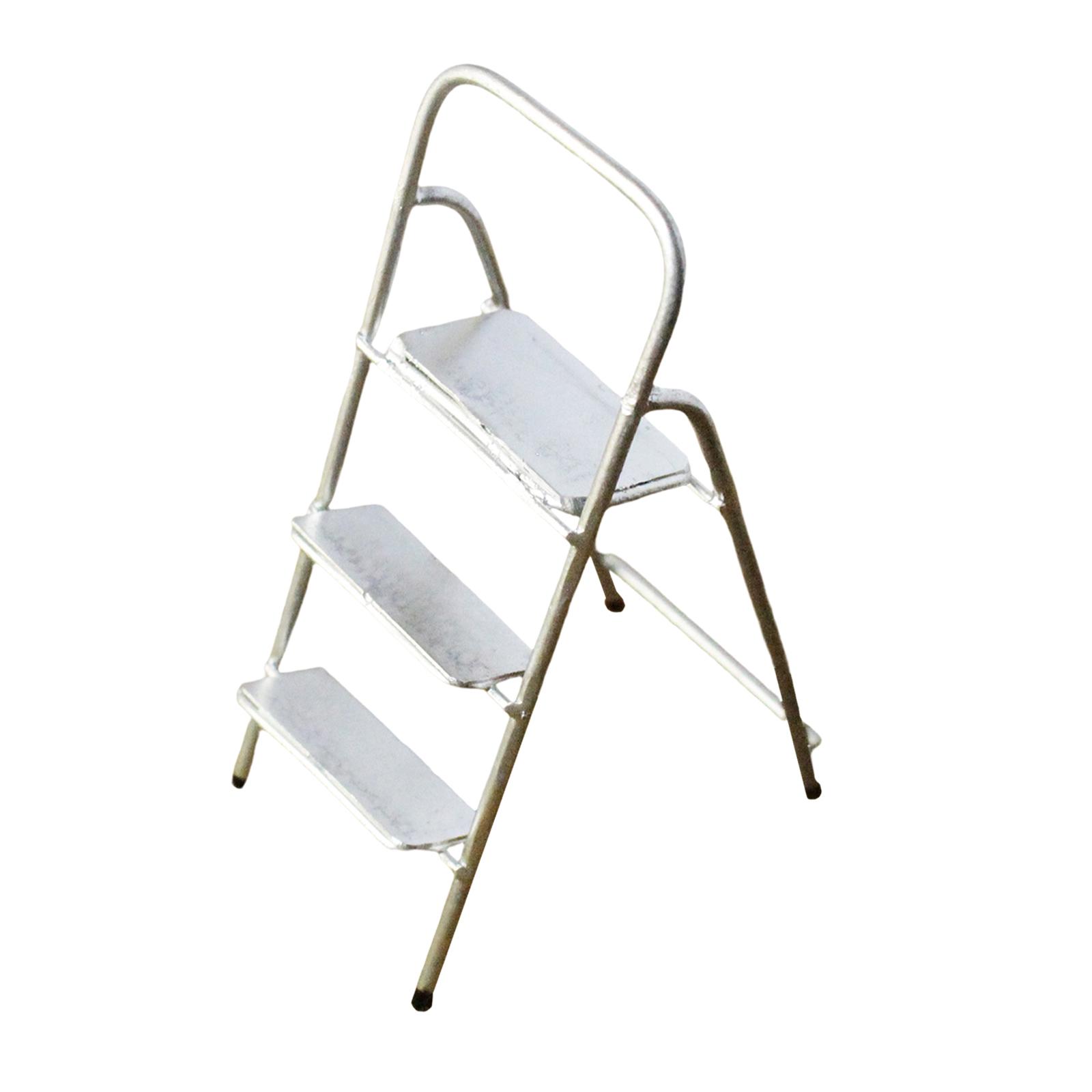 Mini Garden Ladder 1:12