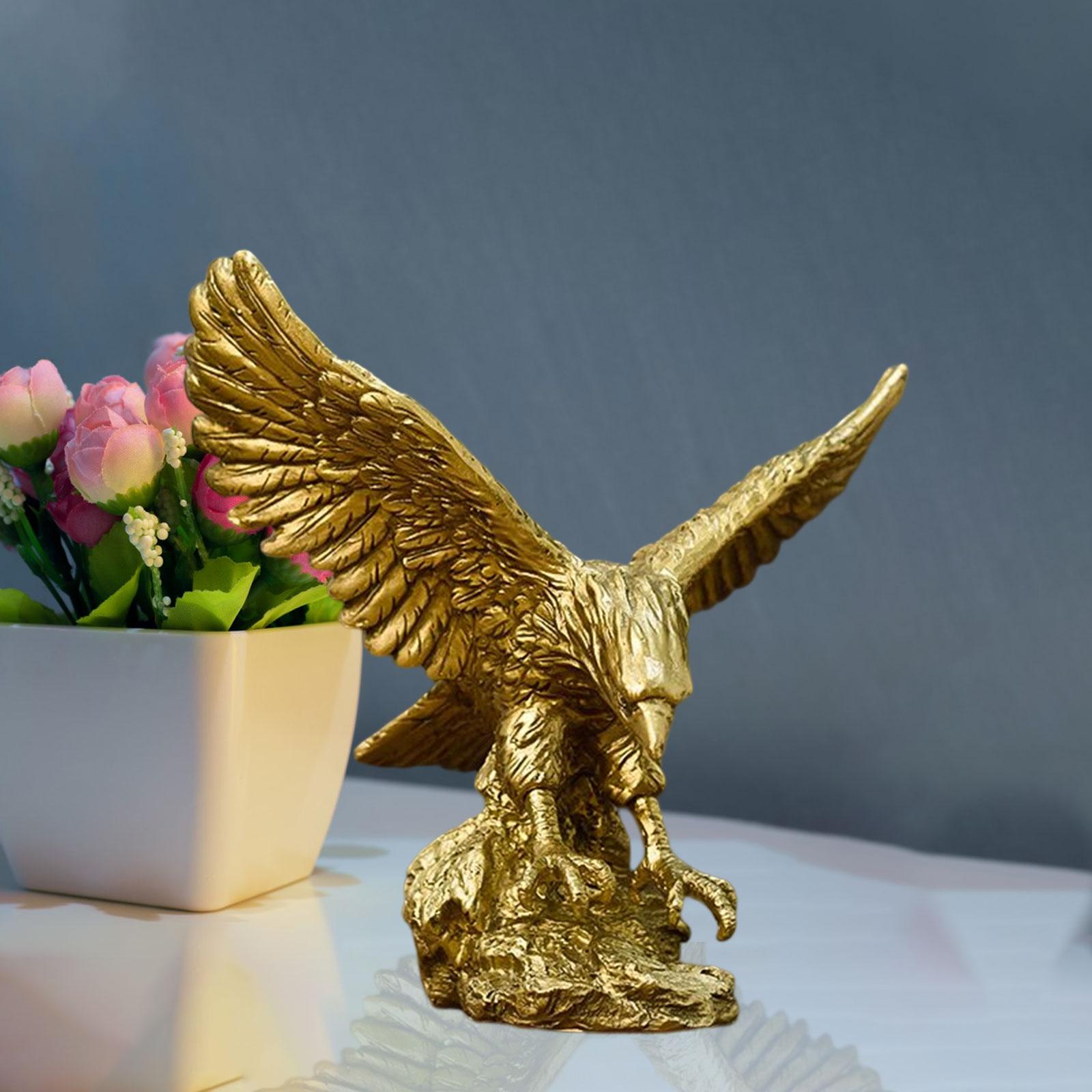 Modern Eagle Sculpture Collectible Statue for Wedding Entrance Display Stand Medium