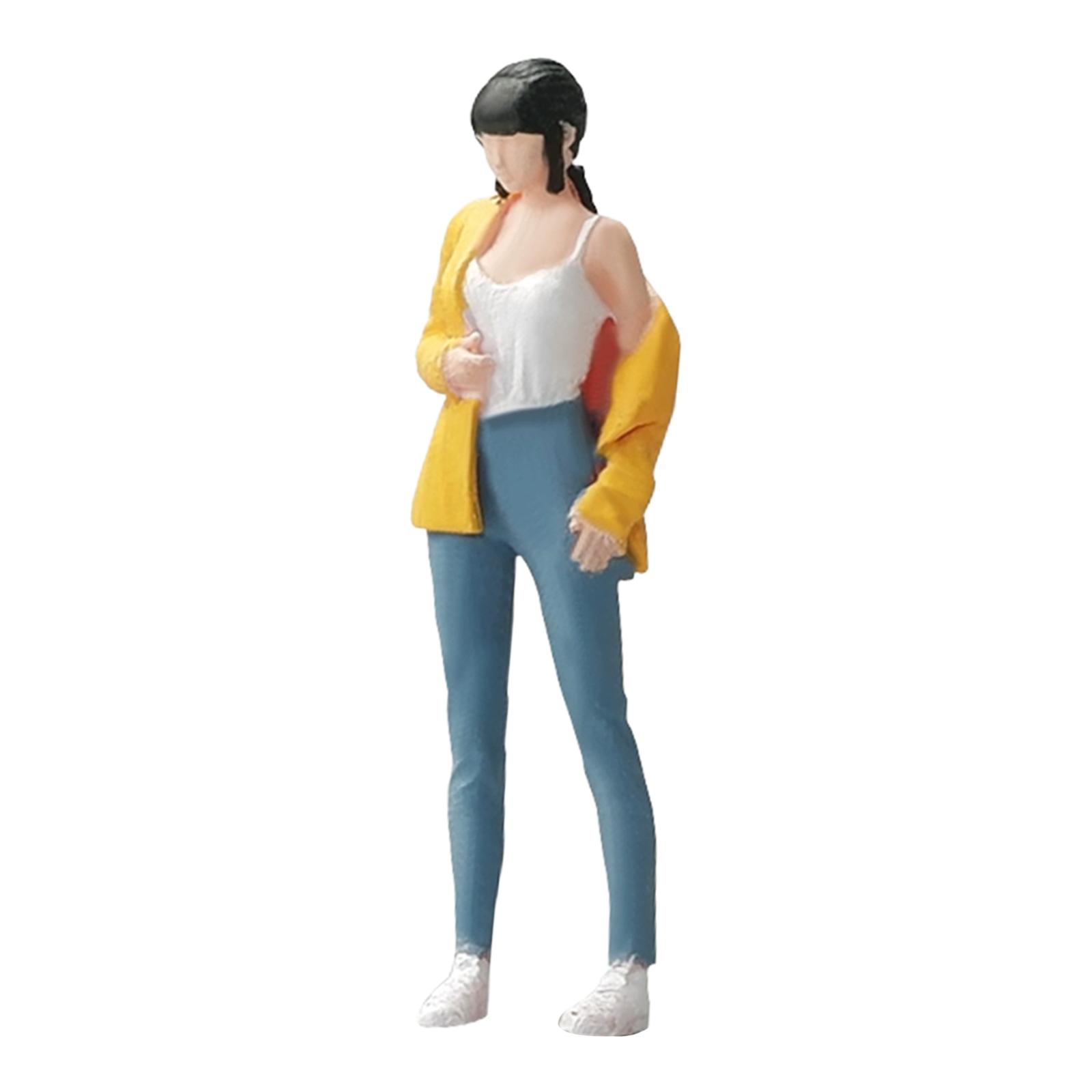 1/64 Girl Figure Scene Decoration