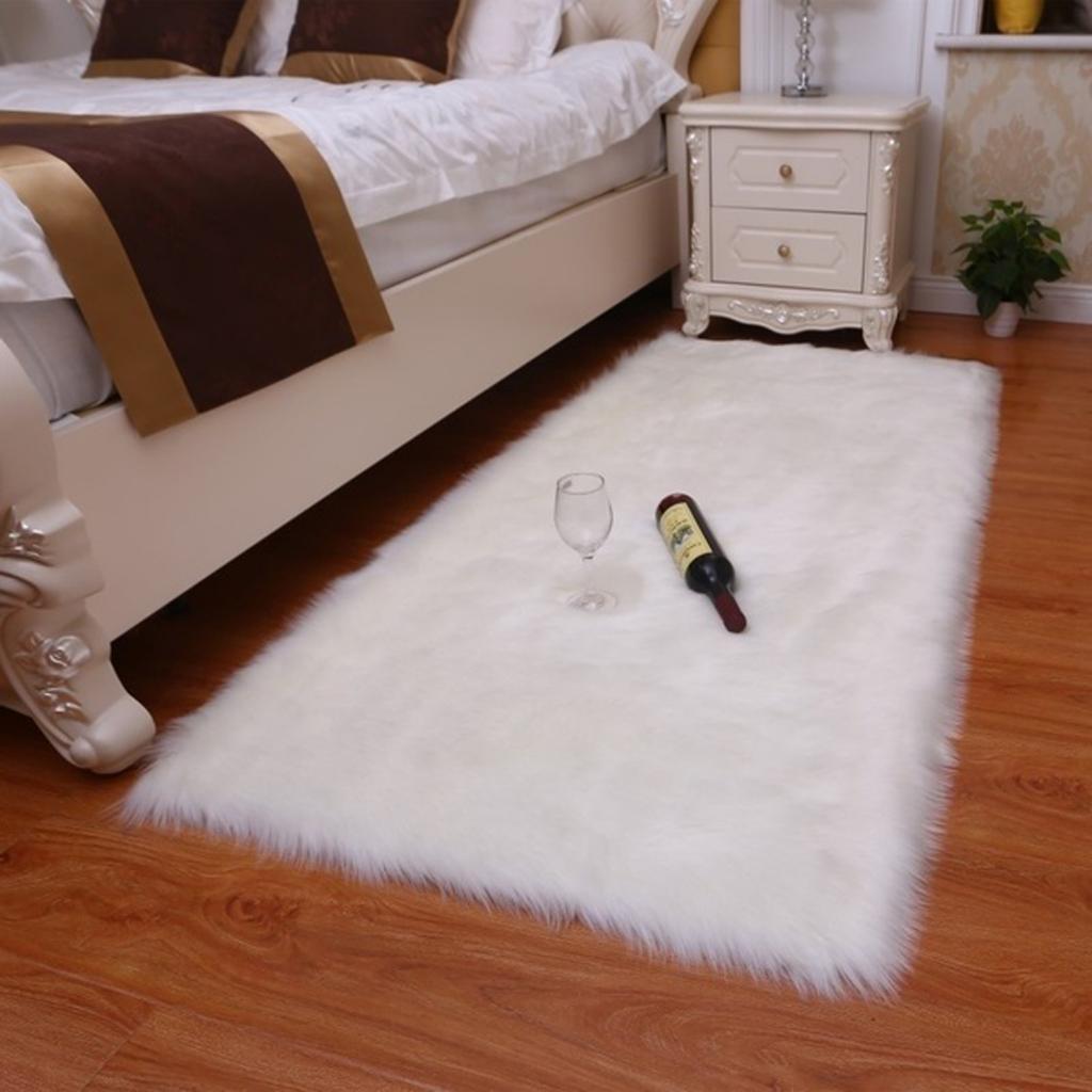 Luxury Faux Fur Area Rugs Bedroom Bedside Carpet Mat Sofa Bench Non Slip white 60x150cm