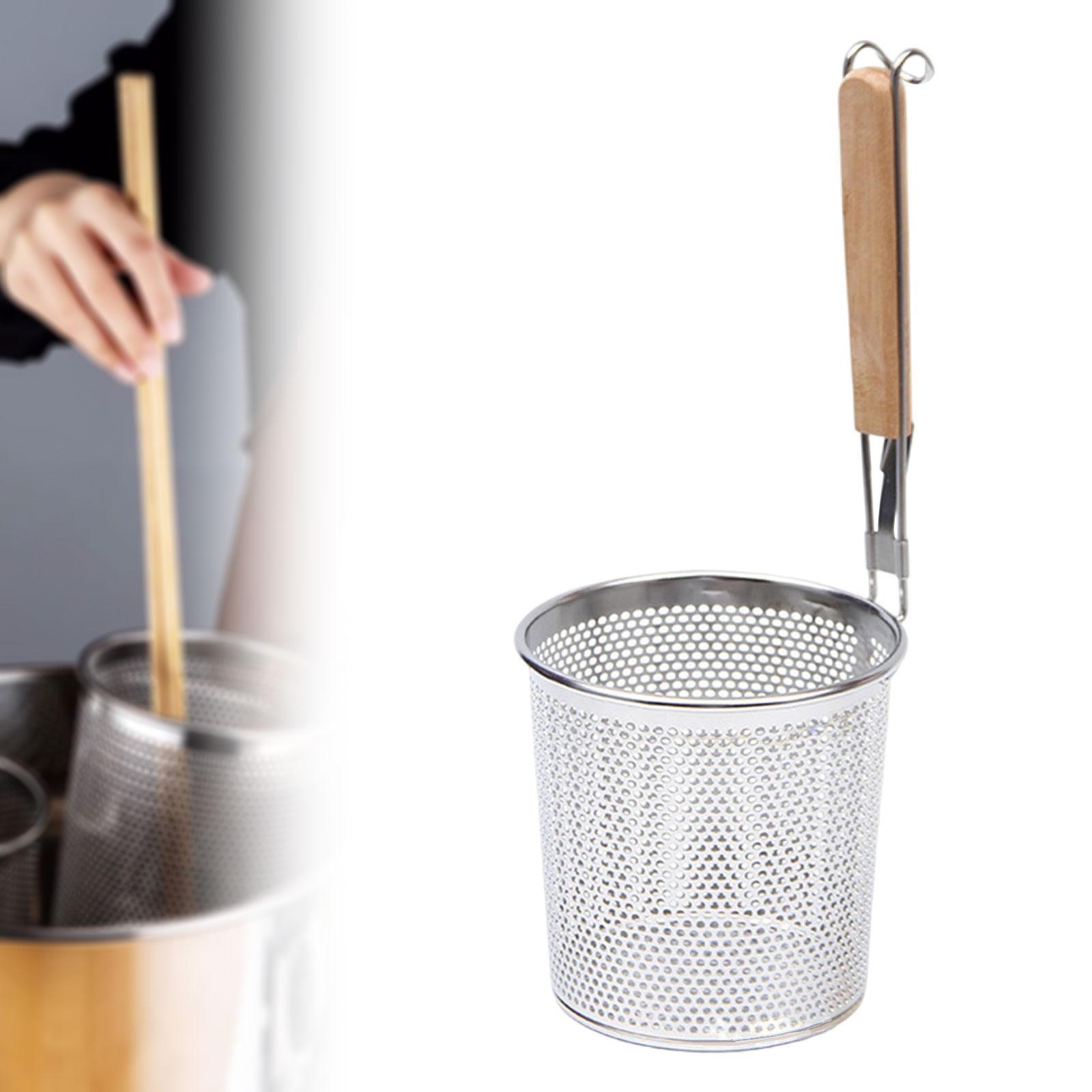 Stainless Steel Pasta Strainer Noodle Strainer for Straining Noodles 16cm